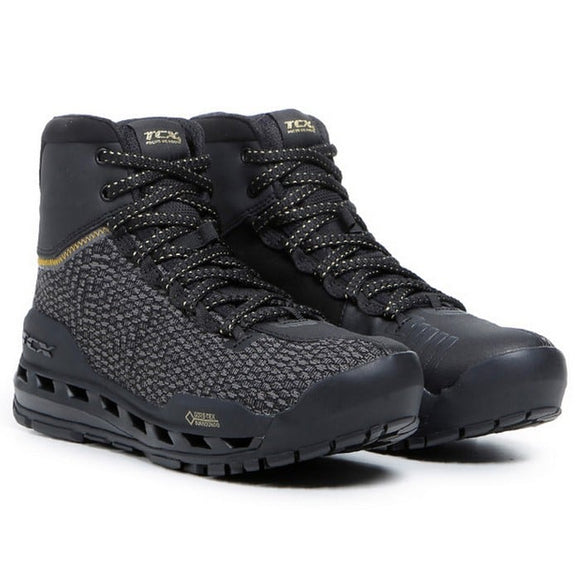 Mens Boots  Under Armour